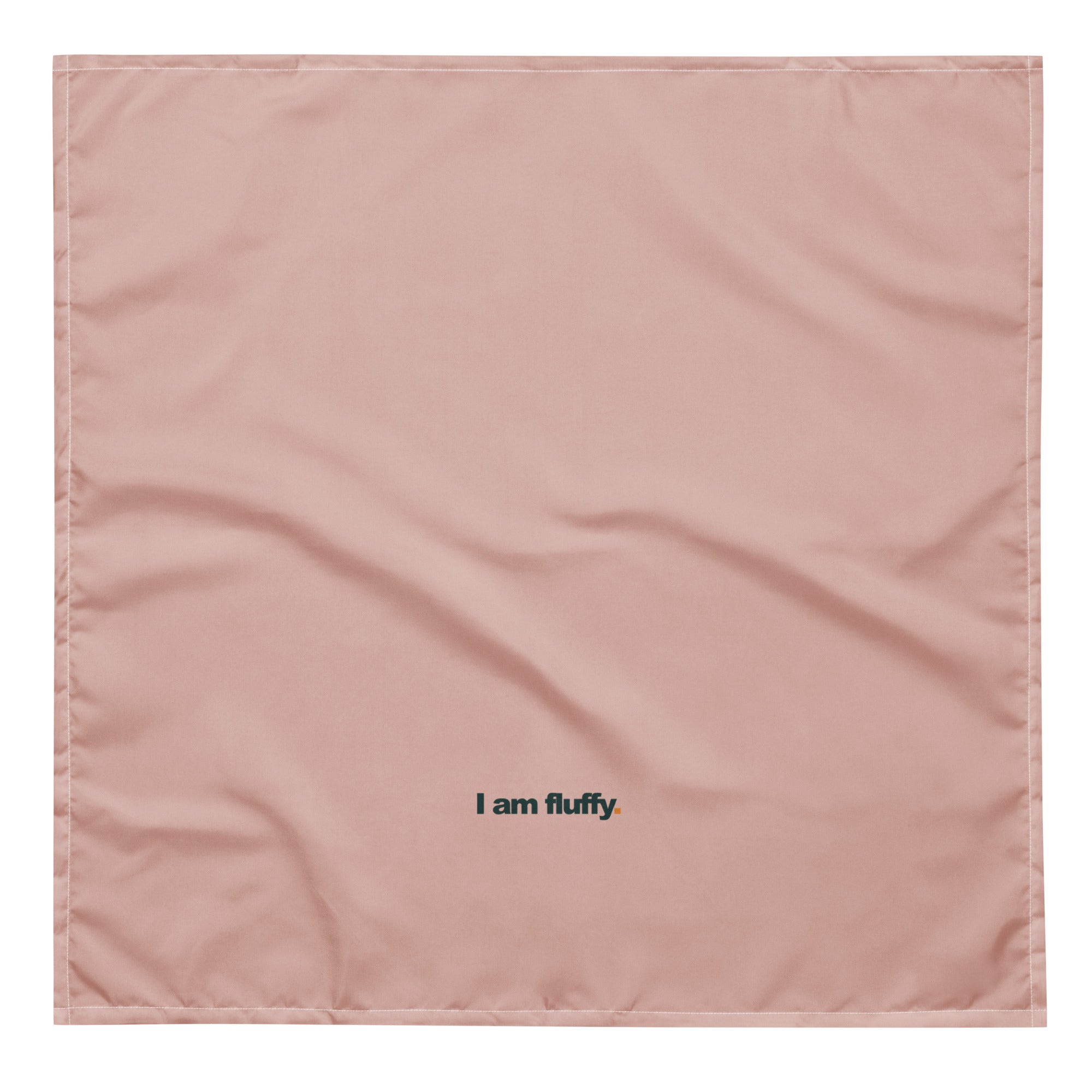 I am fluffy bandana, ensfarvet i støvet rosa