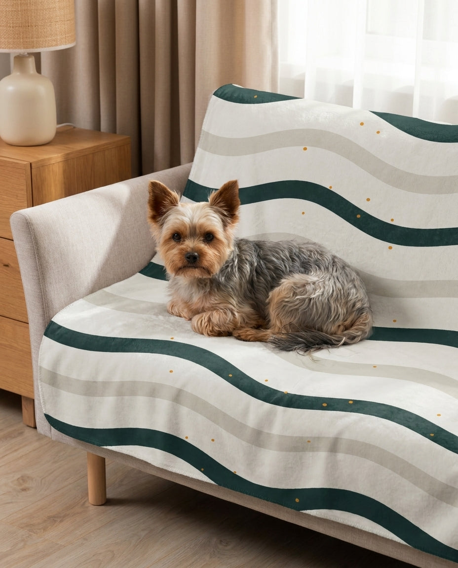 Sherpa-tæppe Bølger med Fluffy yorkie i sofaen